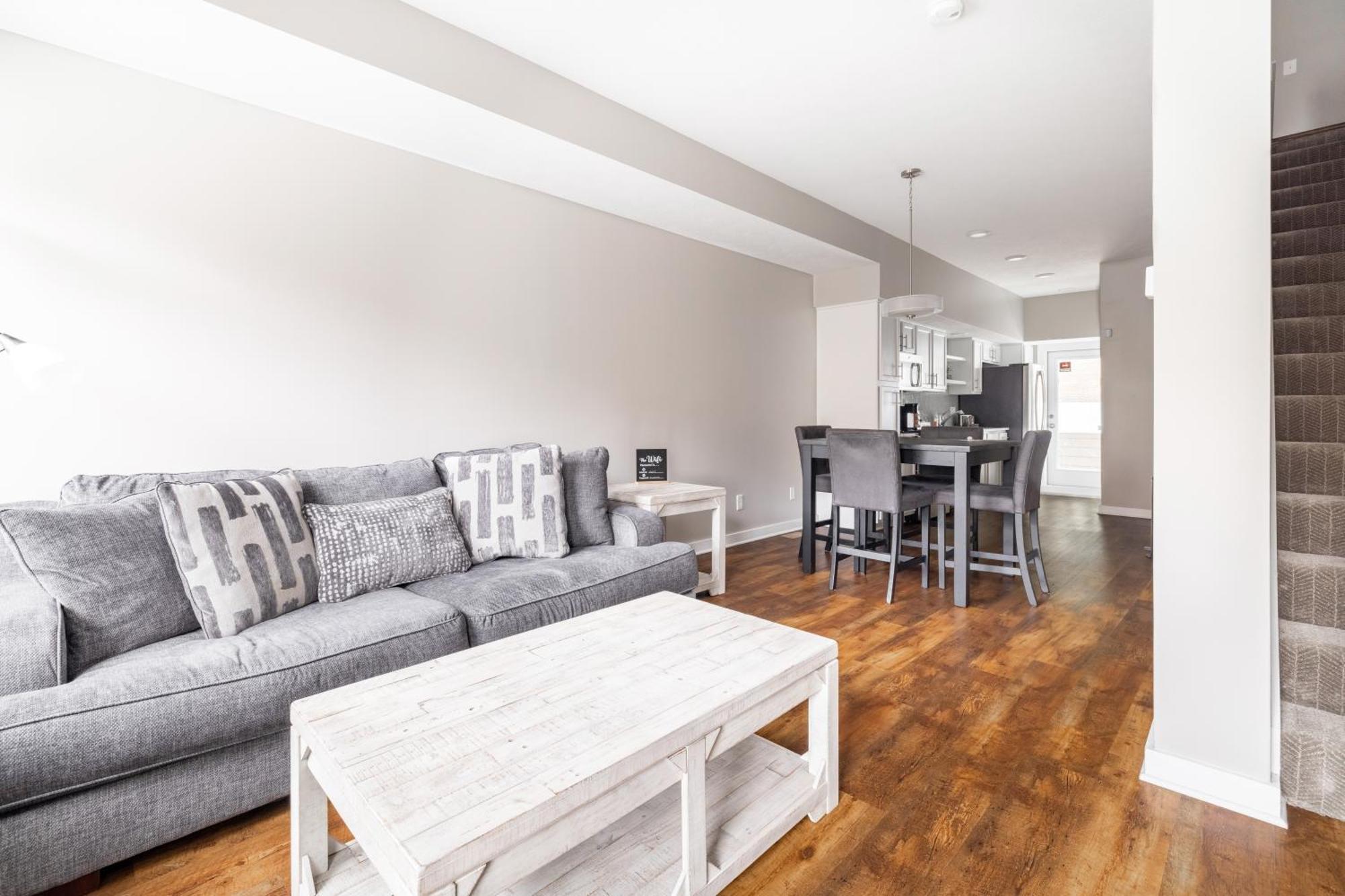 Luxury Downtown Townhome Unit 5 Cleveland Ngoại thất bức ảnh